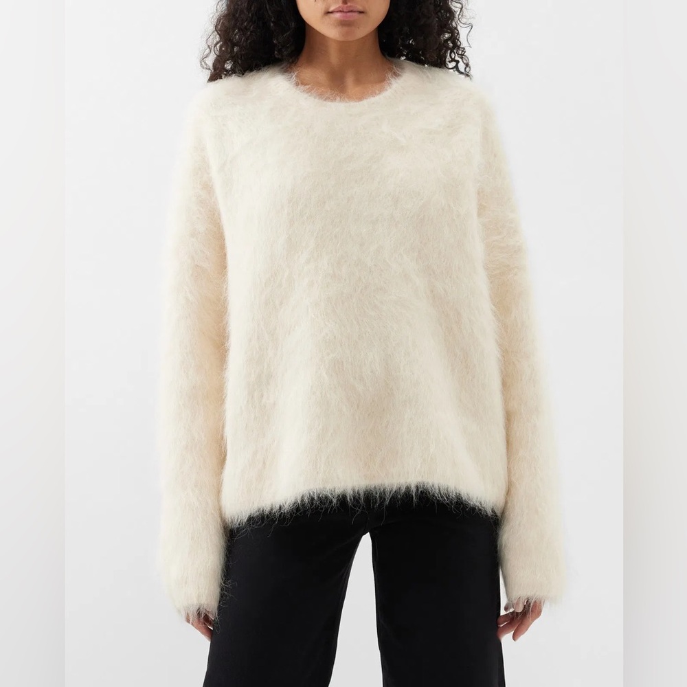 Toteme Boxy Alpaca Sweater